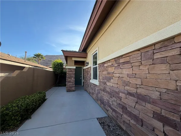 $3,500 | 5501 Alden Bend Drive, Las Vegas, NV 89135