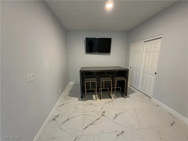 $3,500 | 5501 Alden Bend Drive, Las Vegas, NV 89135