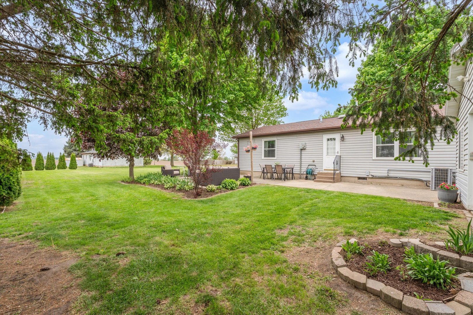 107 4th Street Calamus, IA 52729 - Photo 11 of 41