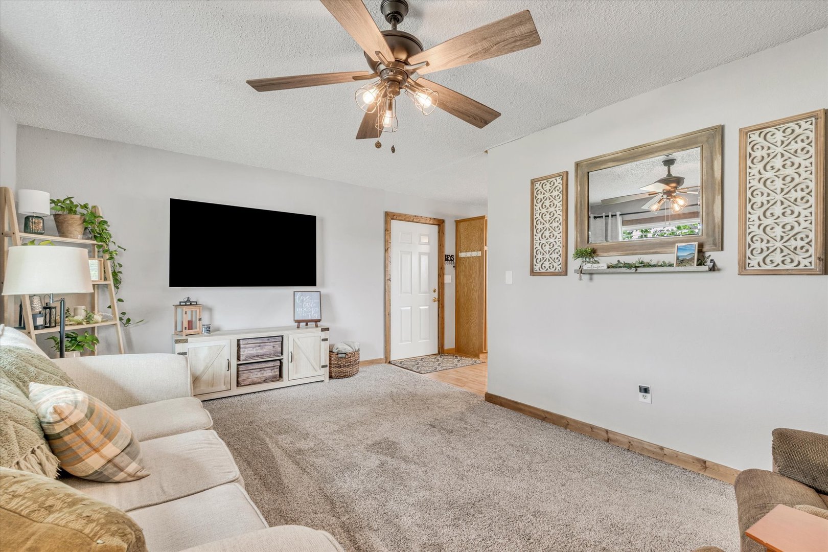 107 4th Street Calamus, IA 52729 - Photo 18 of 41