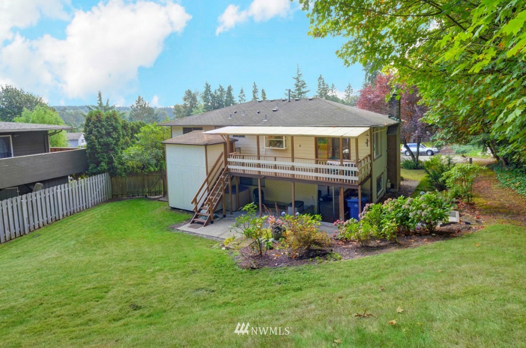 10808 Northeast 154th Place Bothell, WA 98011 - Photo 22 of 24 Gallery Image 22