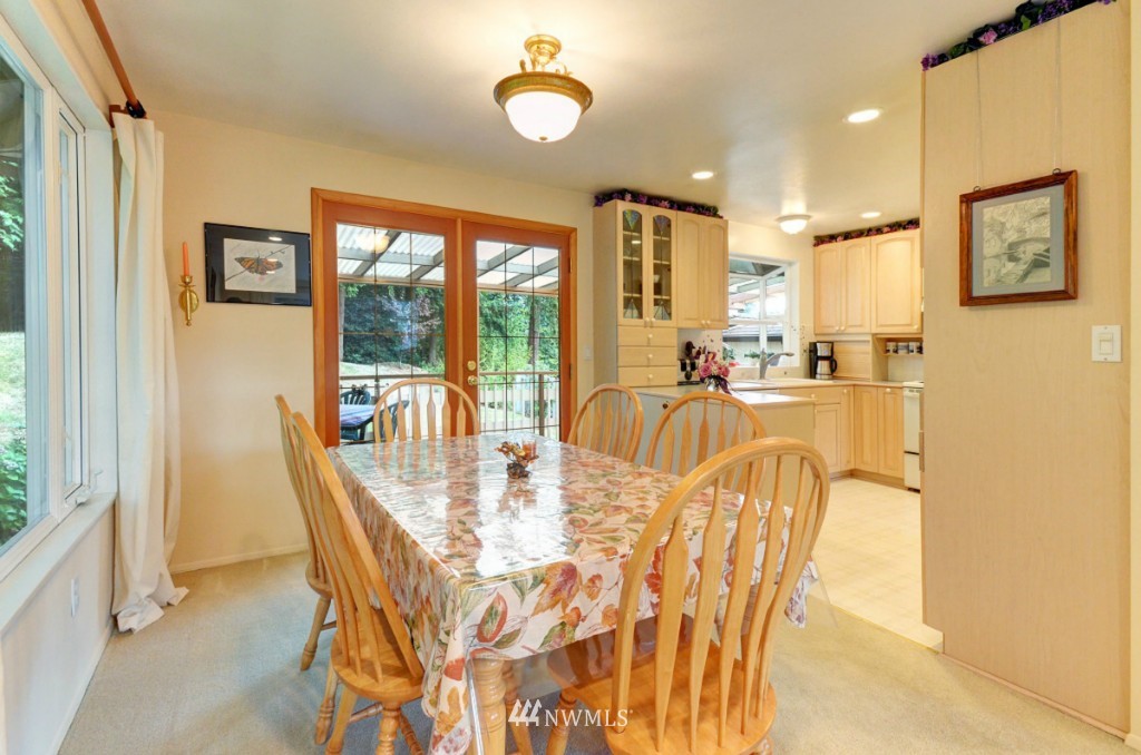 10808 Northeast 154th Place Bothell, WA 98011 - Photo 4 of 24 Gallery Image 4
