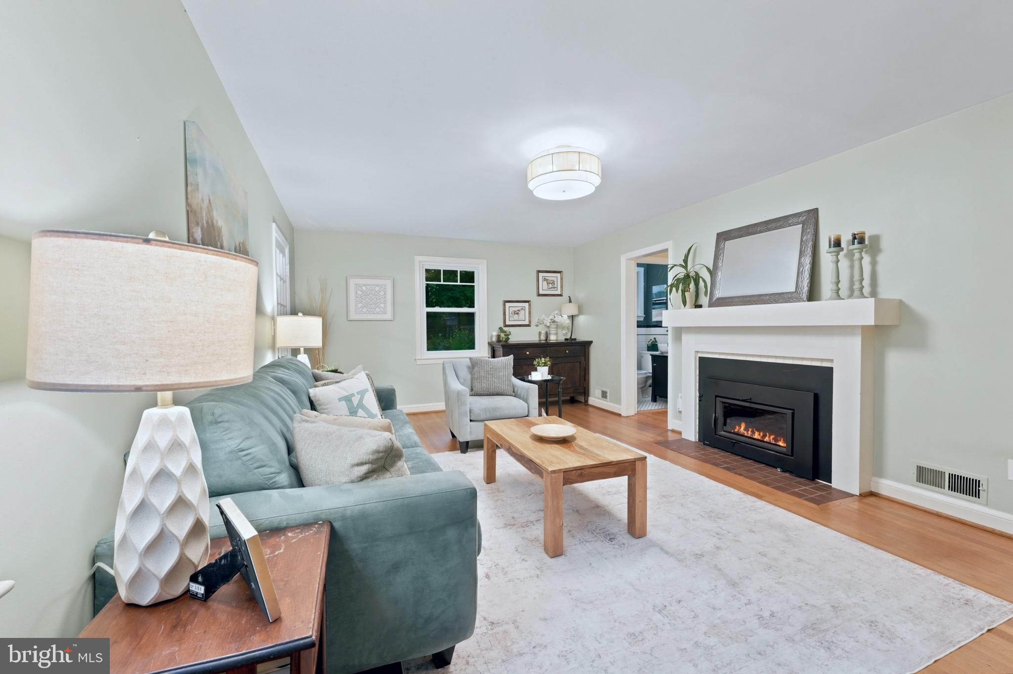 8902 Sudbury Road Silver Spring, MD 20901 - Photo 5 of 68