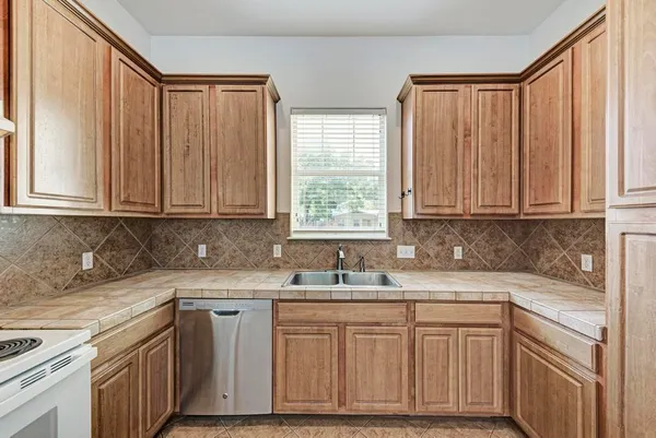 $4,500 | 1906 West 42nd Street, Unit A, Austin, TX 78731