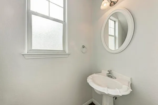 $4,500 | 1906 West 42nd Street, Unit A, Austin, TX 78731