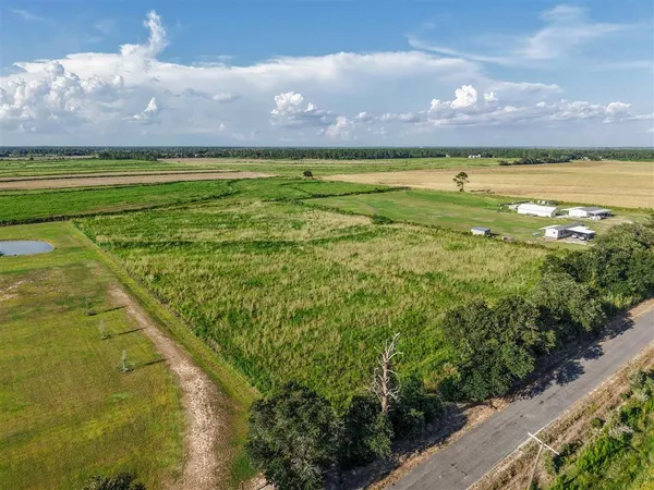 $98,000 | 0 Carl Hoppe Road, Iowa, LA 70647