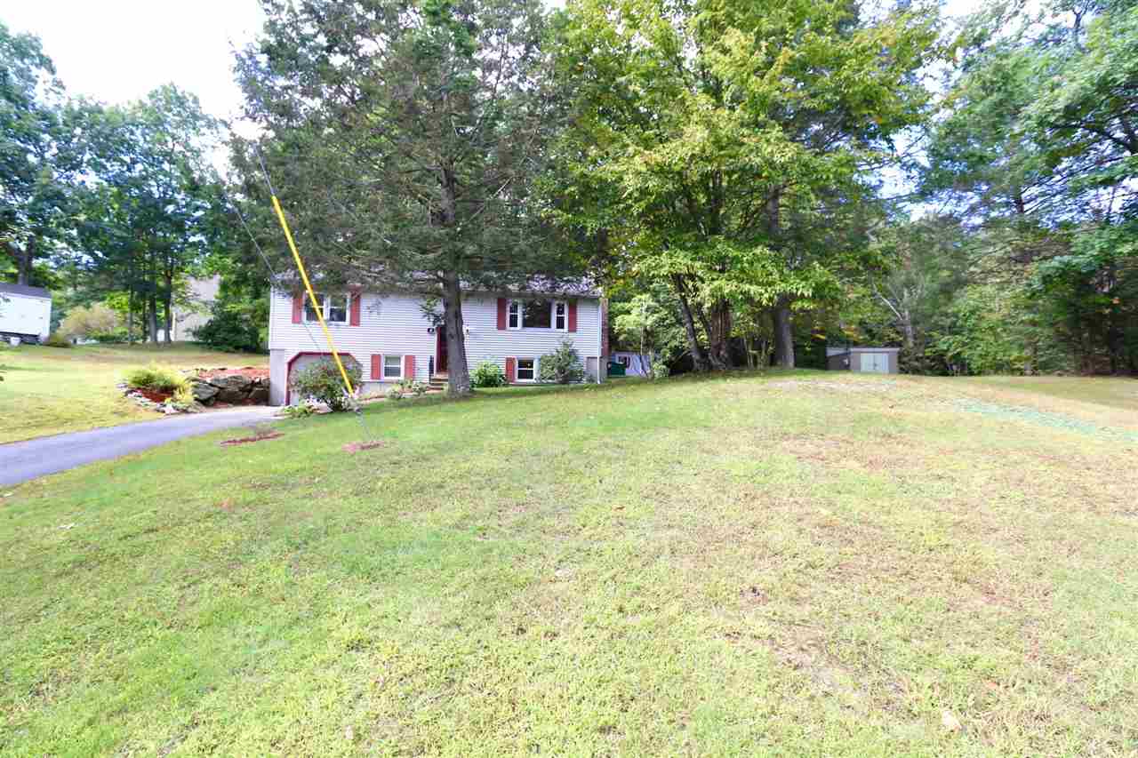 8 Clyde Road Derry, NH 03038 - Photo 4 of 33