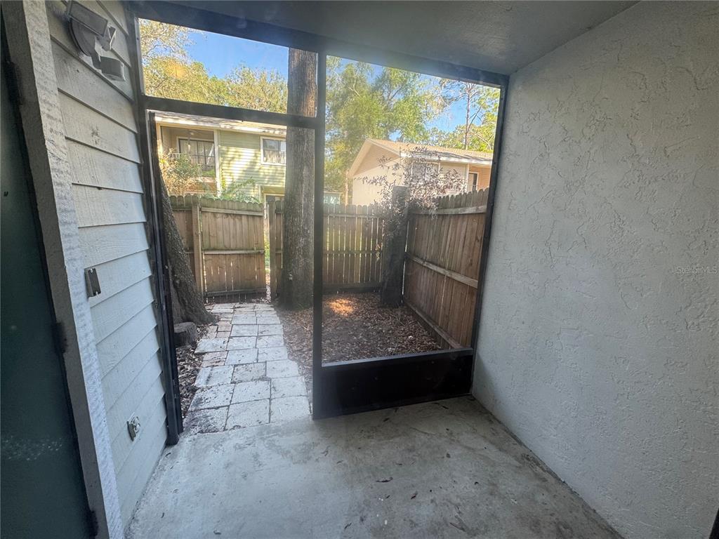 2202 Southwest 39 Drive Gainesville, FL 32607 - Photo 16 of 17