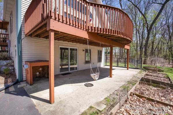 $499,900 | 14045 28th Street, Lowell, MI 49331