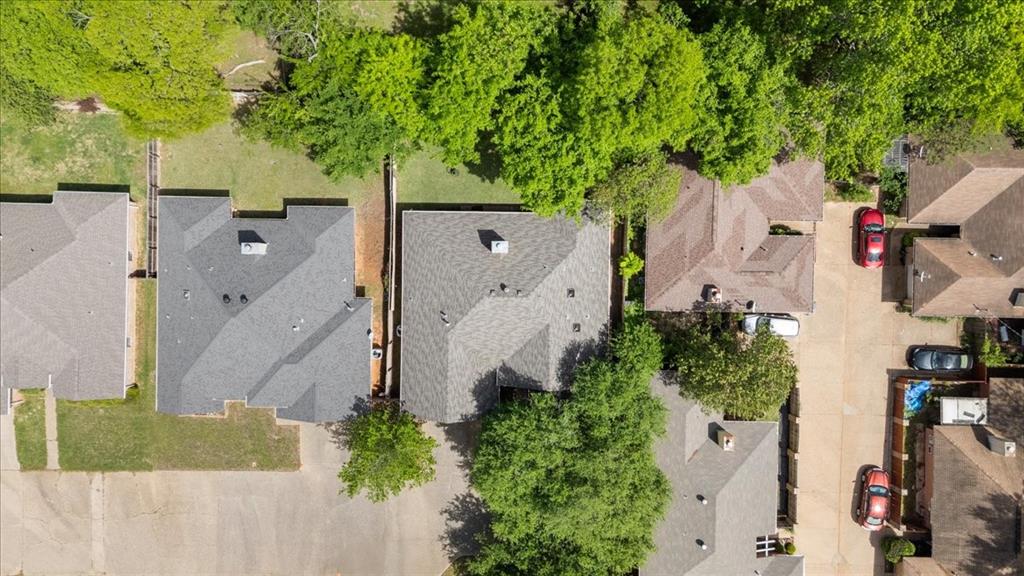 2824 Crestview Avenue Tyler, TX 75701 - Photo 35 of 39 an aerial view of residential house with outdoor space and trees all around