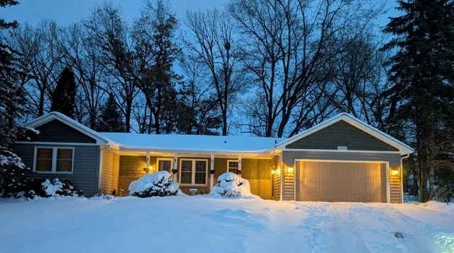 $410,000 | 2300 Dahl Court East, Maplewood, MN 55119