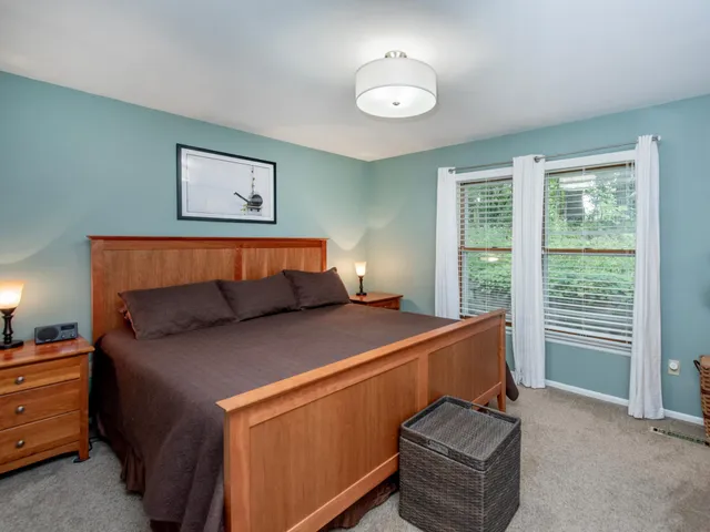 $410,000 | 2300 Dahl Court East, Maplewood, MN 55119