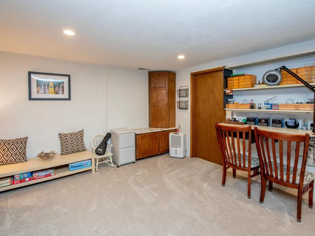 $410,000 | 2300 Dahl Court East, Maplewood, MN 55119