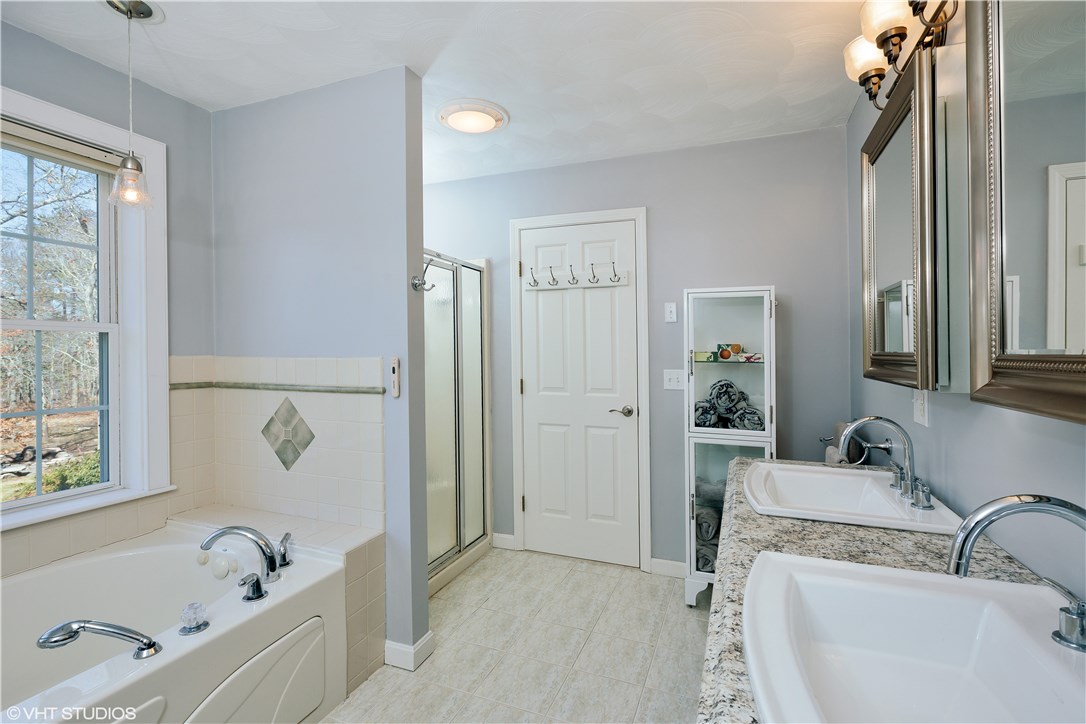 26 Blue Ridge Drive Charlestown, RI 02813 - Photo 11 of 20