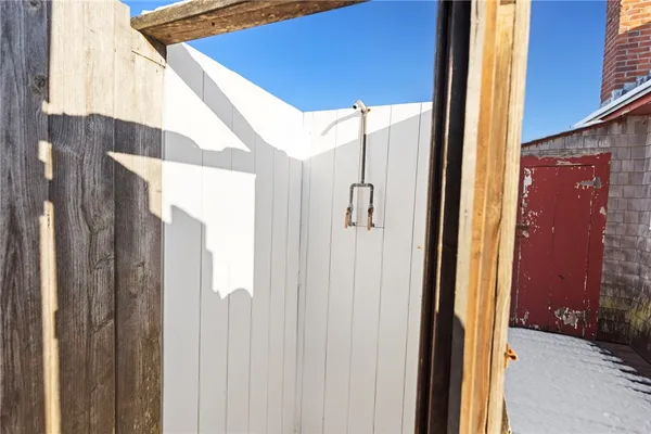 $749,900 | 1138 Succotash Road, Narragansett, RI 02879