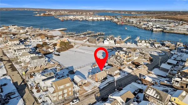 $749,900 | 1138 Succotash Road, Narragansett, RI 02879