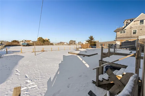 $749,900 | 1138 Succotash Road, Narragansett, RI 02879