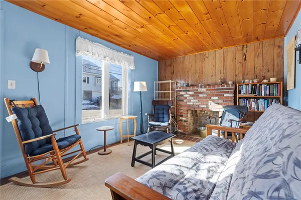 $749,900 | 1138 Succotash Road, Narragansett, RI 02879