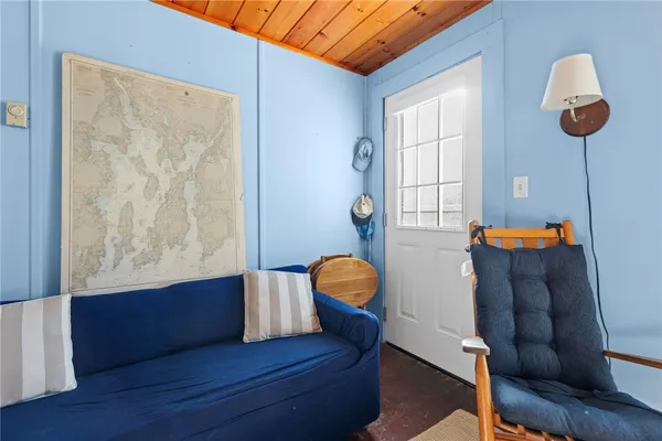 $749,900 | 1138 Succotash Road, Narragansett, RI 02879