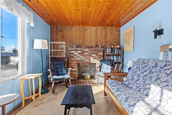 $749,900 | 1138 Succotash Road, Narragansett, RI 02879