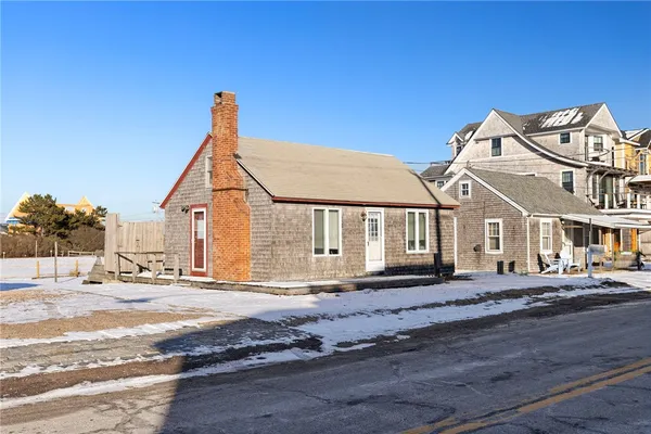 $749,900 | 1138 Succotash Road, Narragansett, RI 02879
