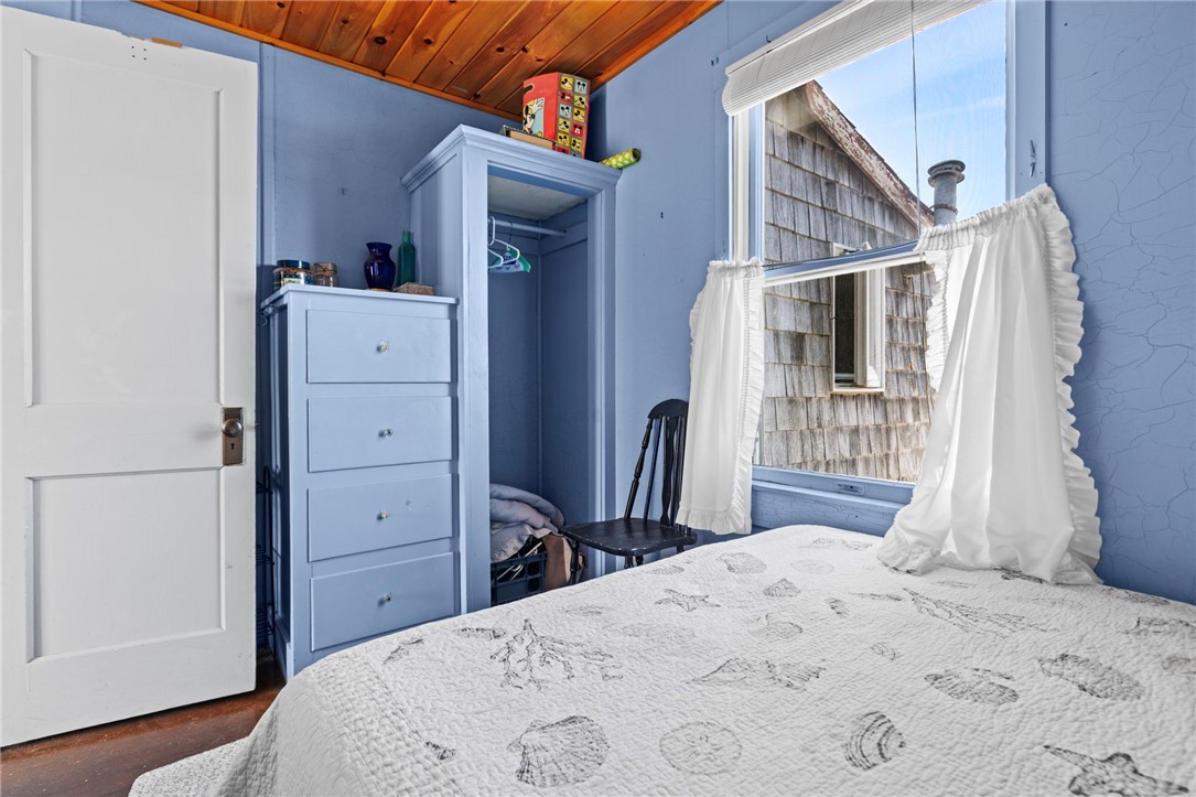 1138 Succotash Road Narragansett, RI 02879 - Photo 36 of 45