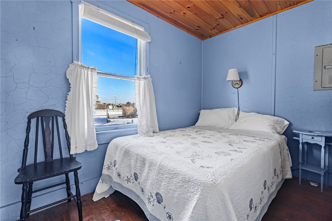 1138 Succotash Road Narragansett, RI 02879 - Photo 37 of 45