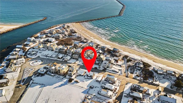 $749,900 | 1138 Succotash Road, Narragansett, RI 02879