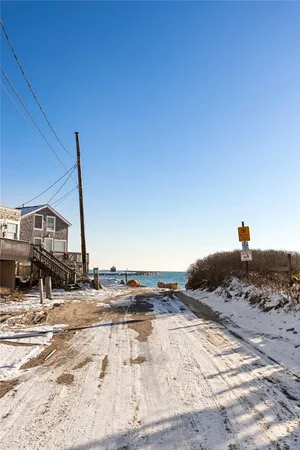 $749,900 | 1138 Succotash Road, Narragansett, RI 02879