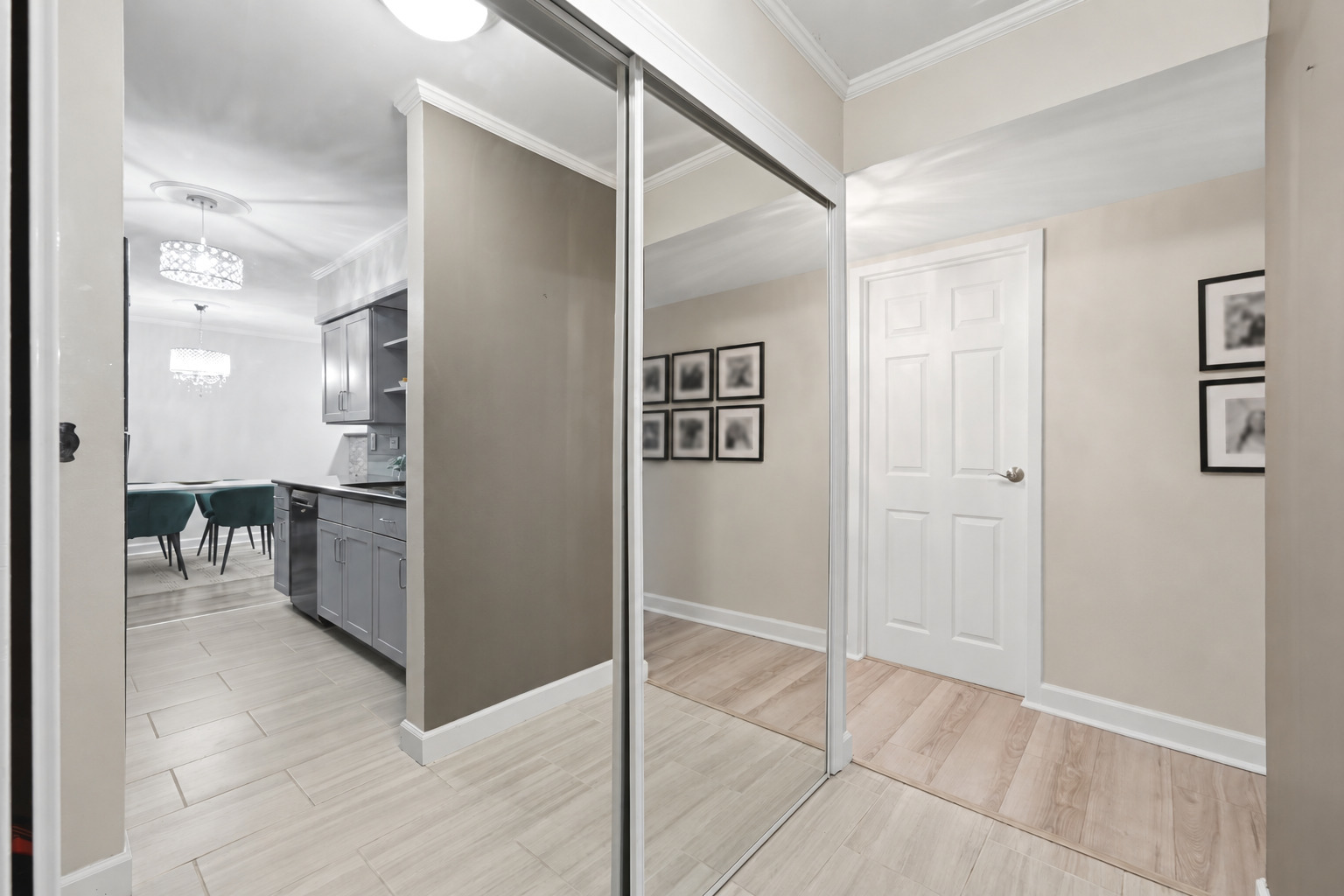 220 South Roselle Road, Unit 321 Schaumburg, IL 60193 - Photo 15 of 33 Gallery Image 15