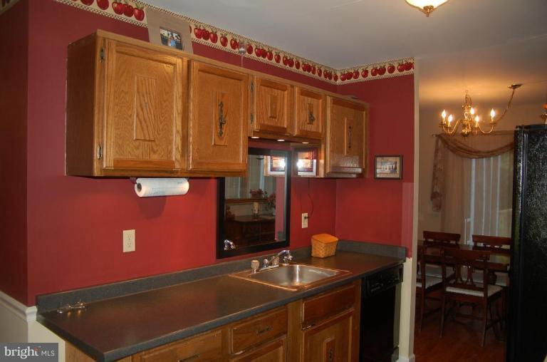 5569 Linton Road Sykesville, MD 21784 - Photo 10 of 16 Kitchen