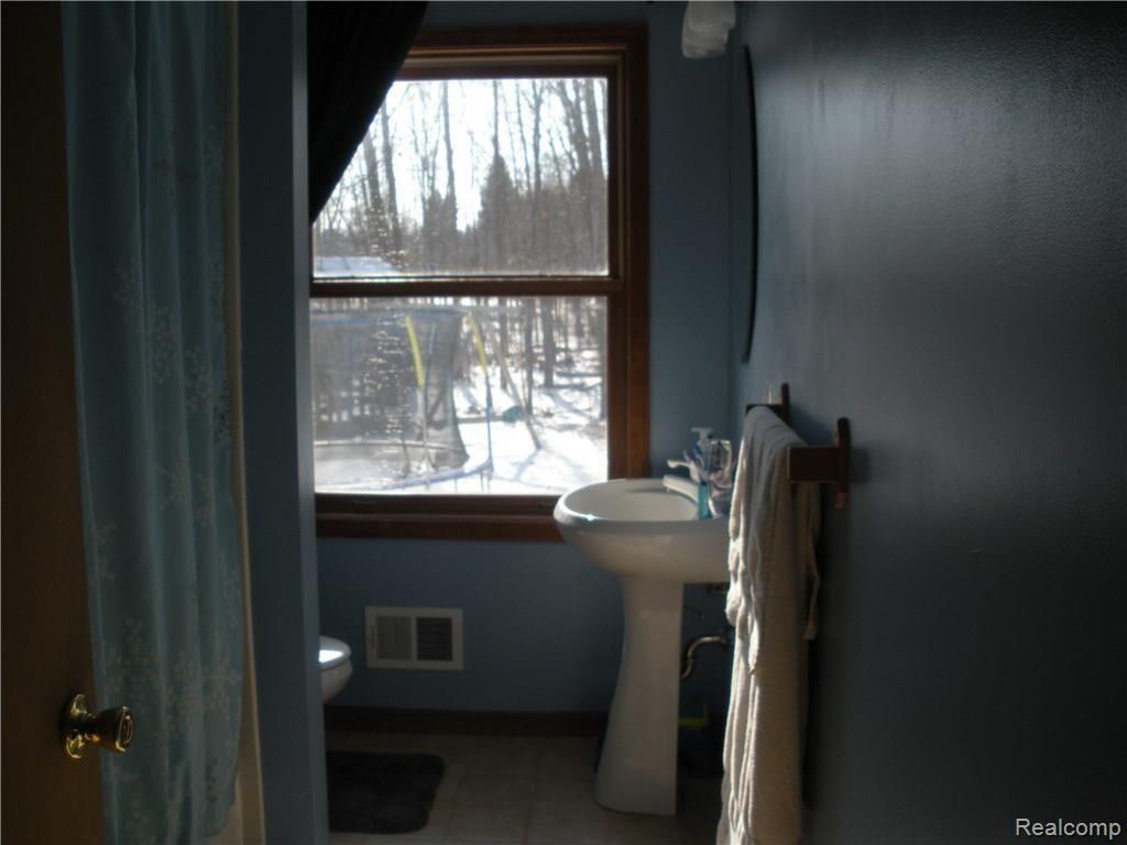 4340 Bishop Road Dryden, MI 48428 - Photo 12 of 35