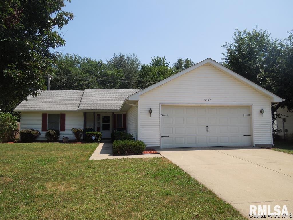 1908 Skipton Road Springfield, IL 62702 - Photo 1 of 15
