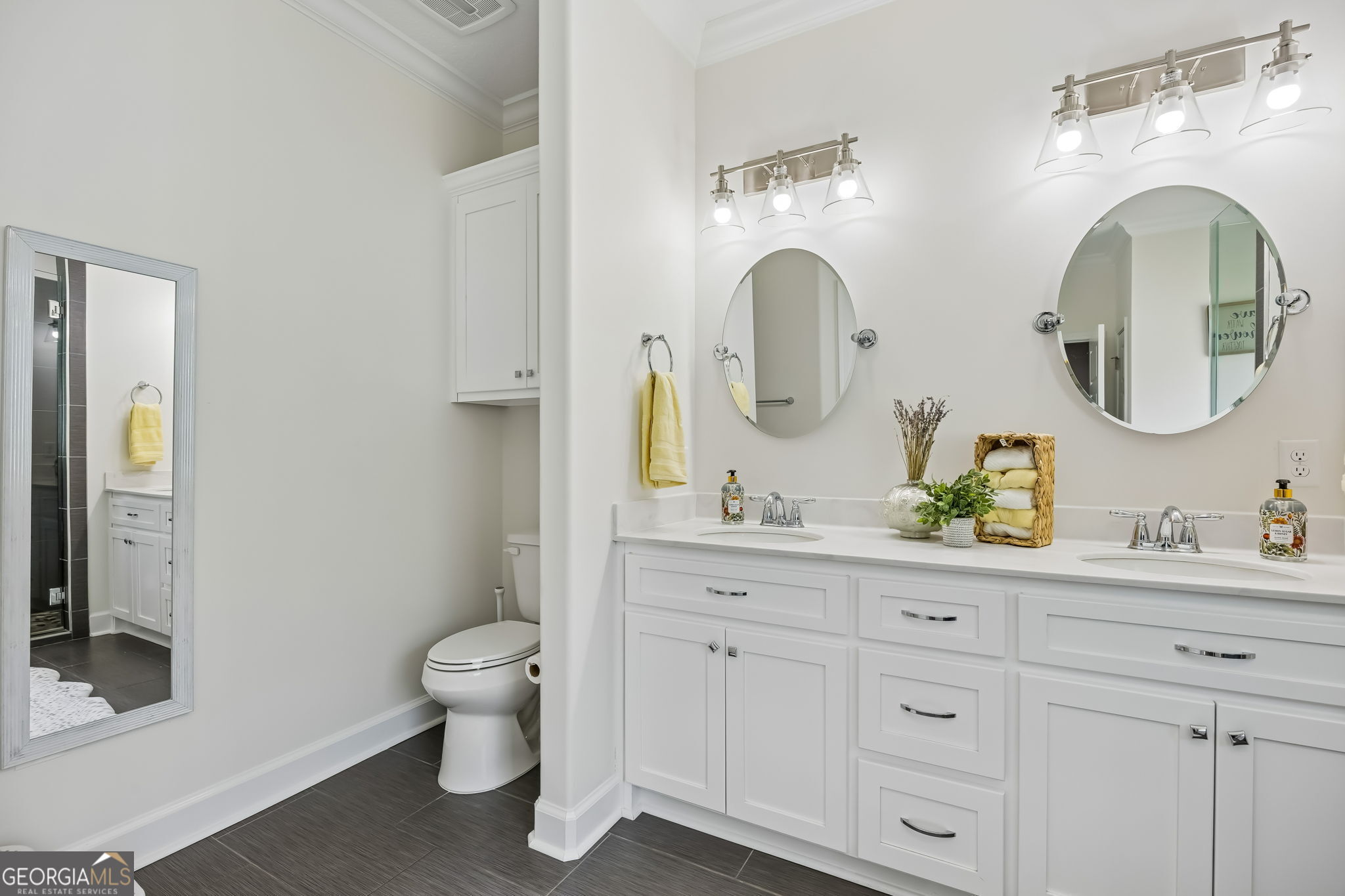 152 Verano Street Kingsland, GA 31548 - Photo 20 of 55 a bathroom with a double vanity sink mirror and toilet