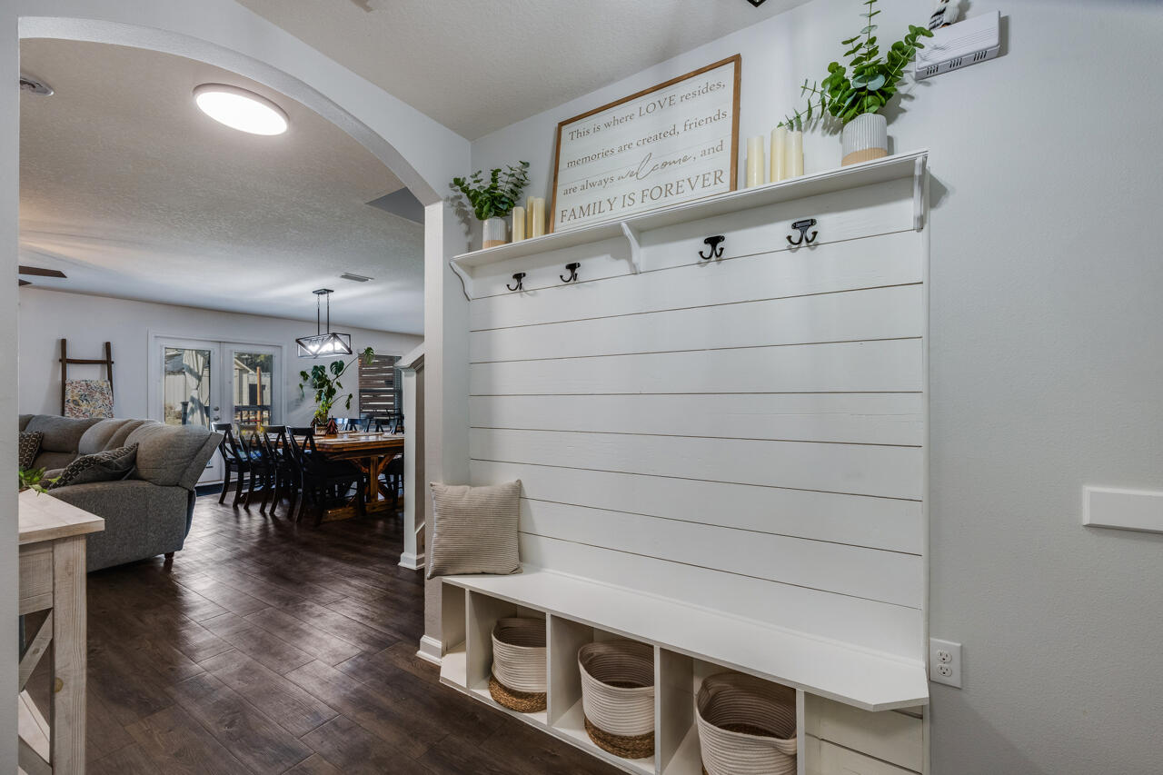 4641 Plover Drive Crestview, FL 32539 - Photo 5 of 67 5-05