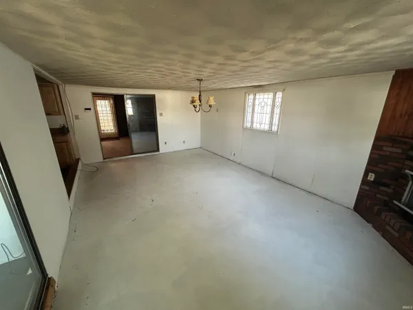 $89,900 | 824 South 15th Street, Vincennes, IN 47591
