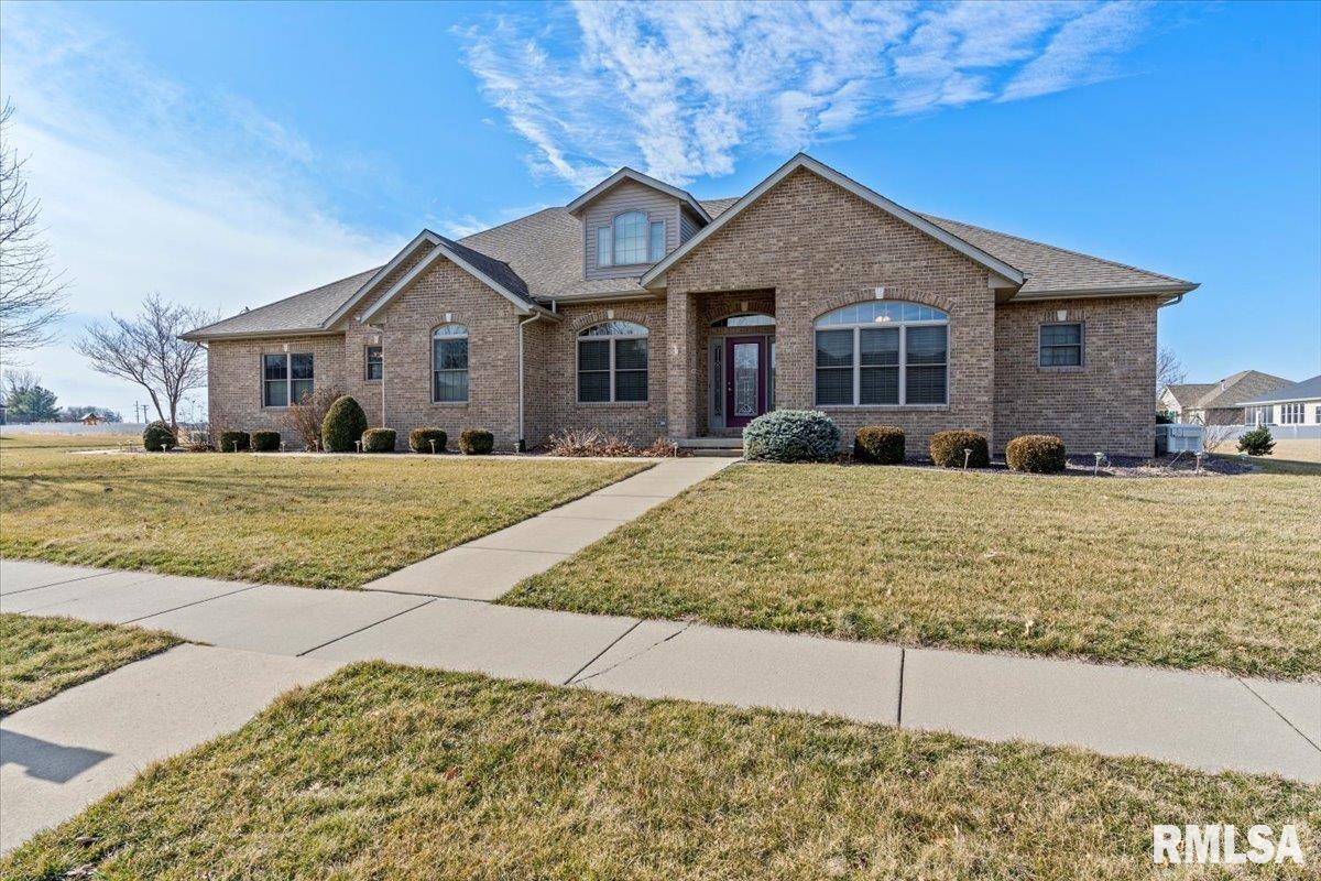 6505 Preston Drive Springfield, IL 62711 - Photo 1 of 65