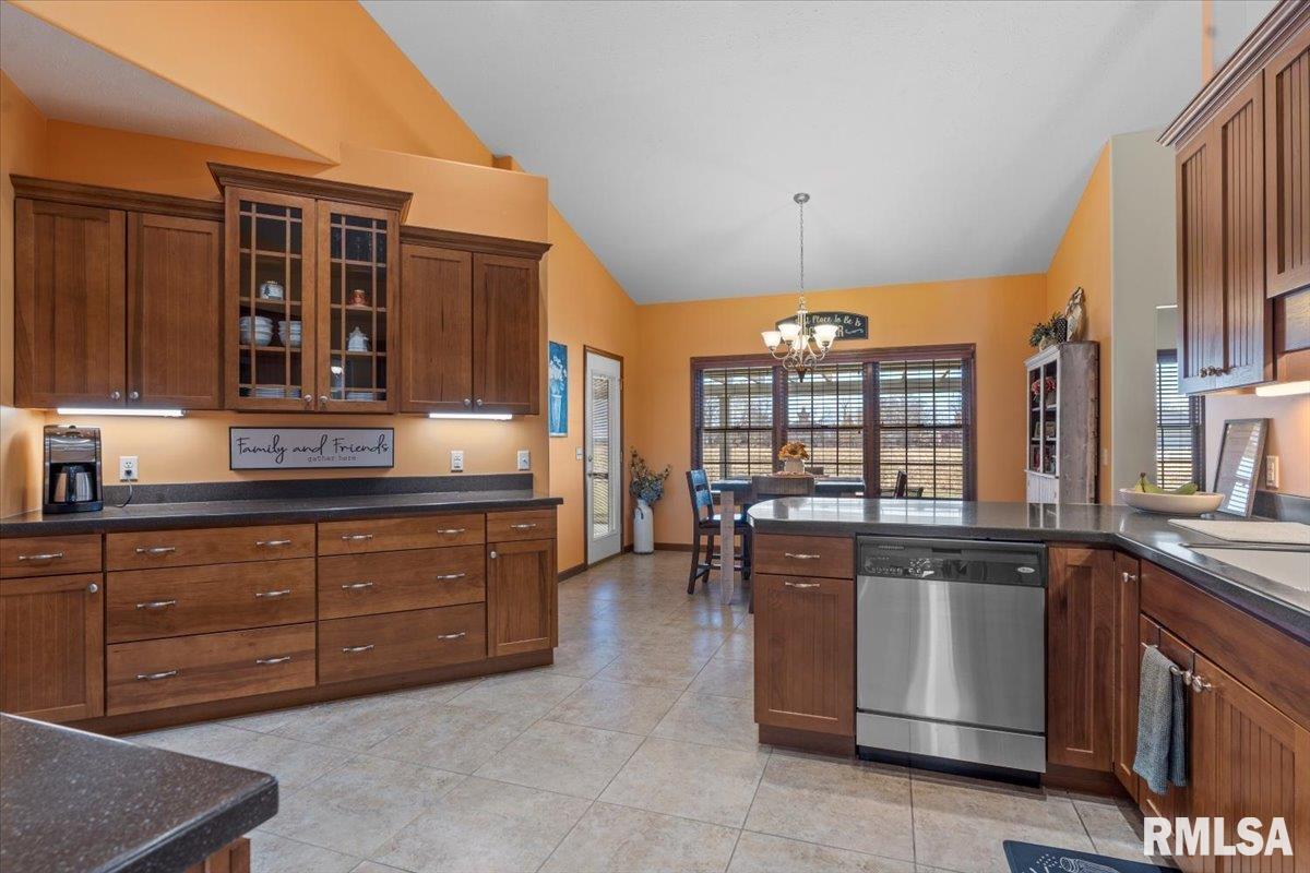 6505 Preston Drive Springfield, IL 62711 - Photo 16 of 65