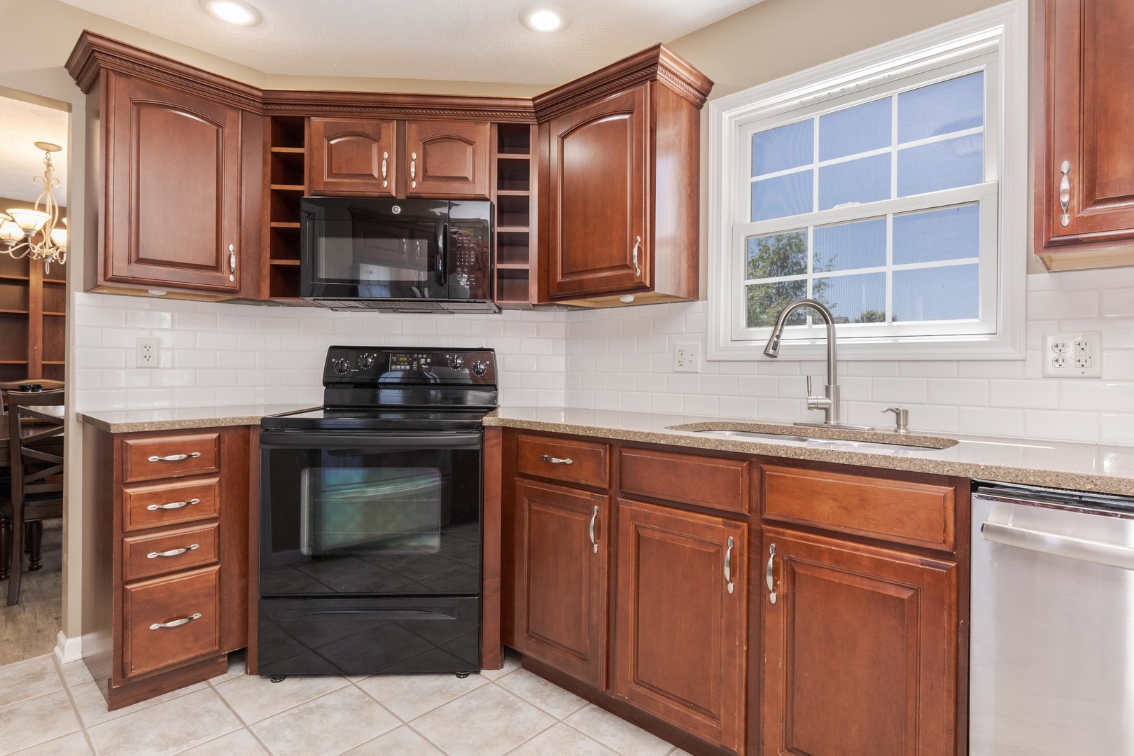 305 Prairie View Drive Hudson, IL 61748 - Photo 21 of 59