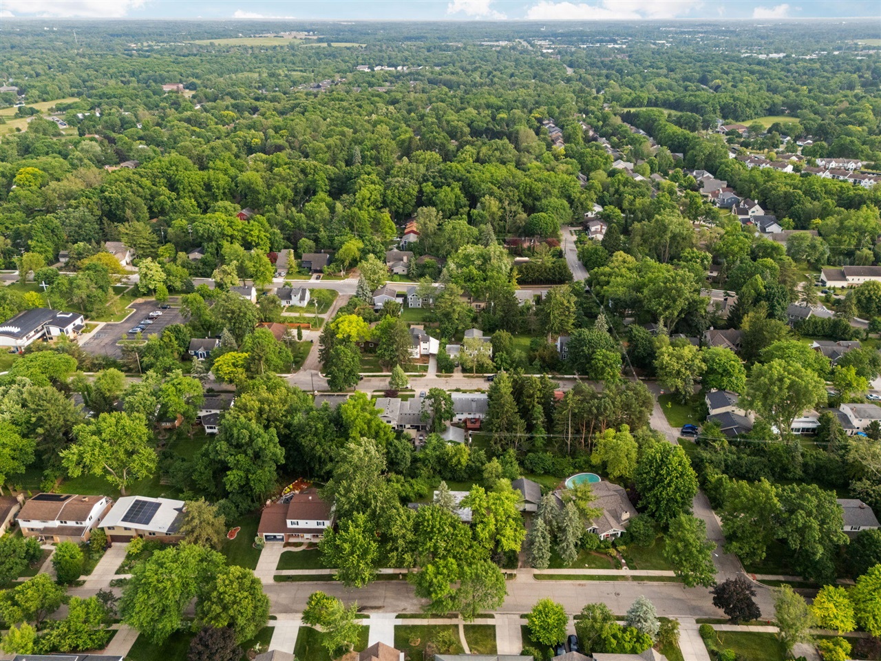 2050 Camelot Road Ann Arbor, MI 48104 - Photo 59 of 67