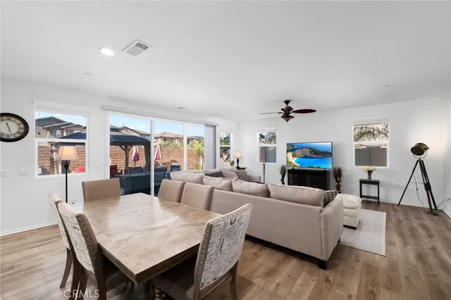 $849,900 | 38464 Rosegate Place, Murrieta, CA 92563