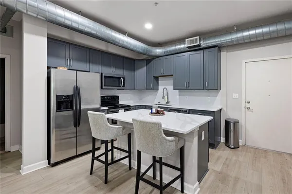 $2,300 | 5300 Peachtree Road, Unit 2104, Chamblee, GA 30341