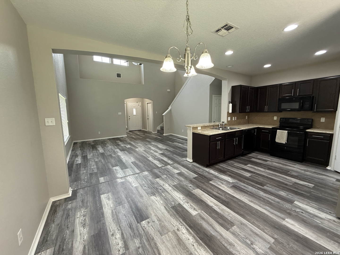 6010 Upland Road San Antonio, TX 78219 - Photo 14 of 28