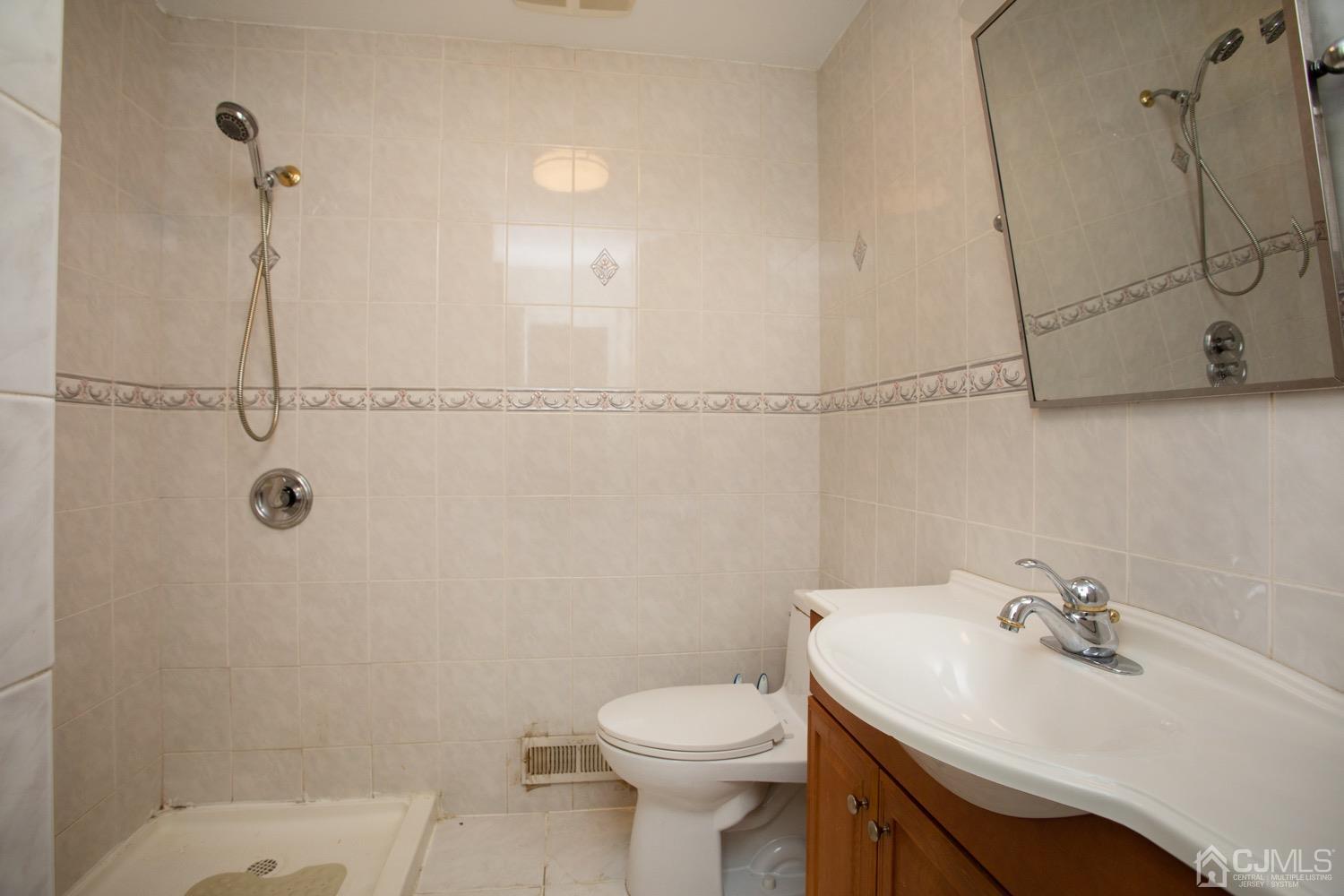 51 Hilliard Road Old Bridge, NJ 08857 - Photo 28 of 39 Gallery Image 28