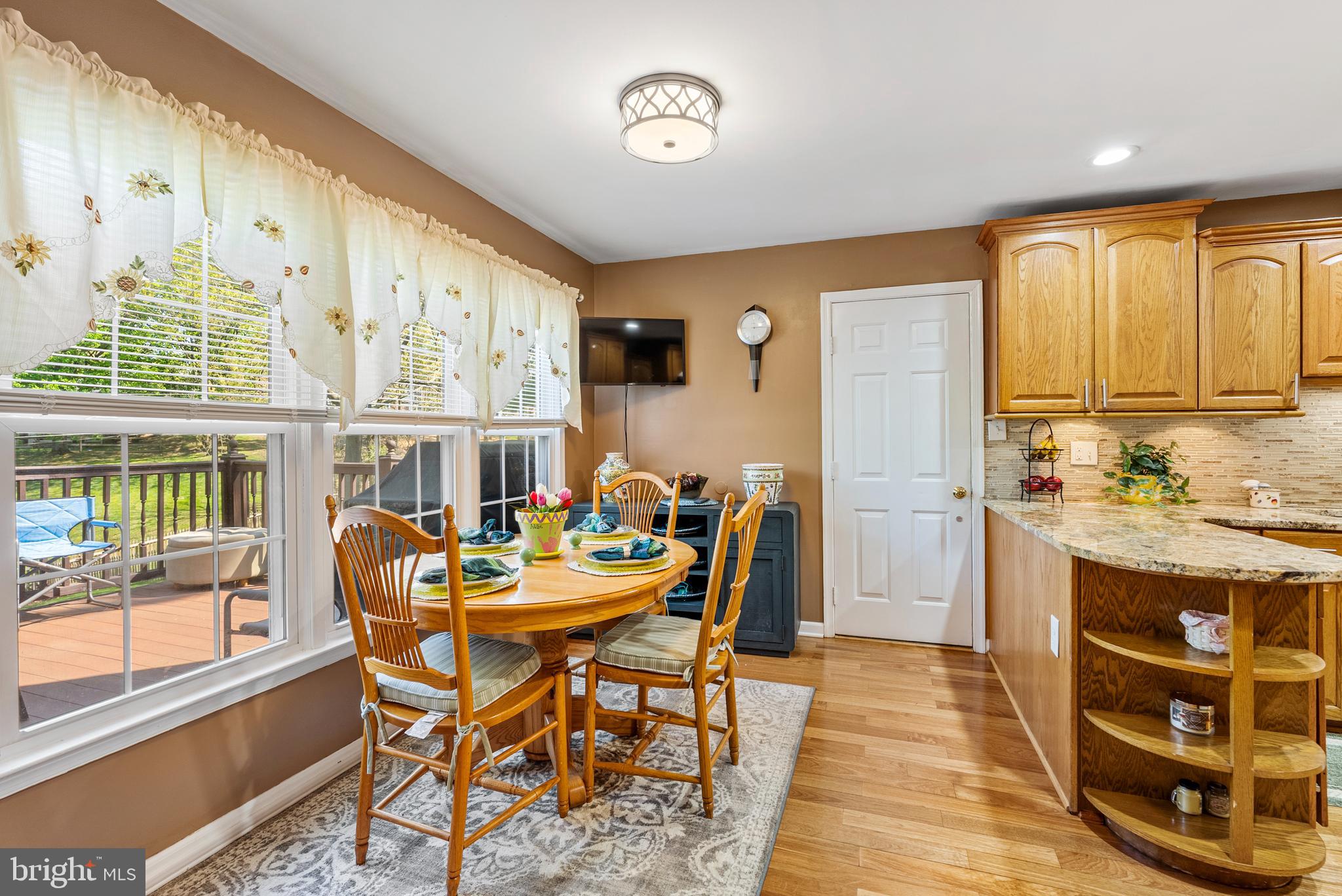 9975 Old Mill Road Ellicott City, MD 21042 - Photo 13 of 54 Eat-In Kitchen