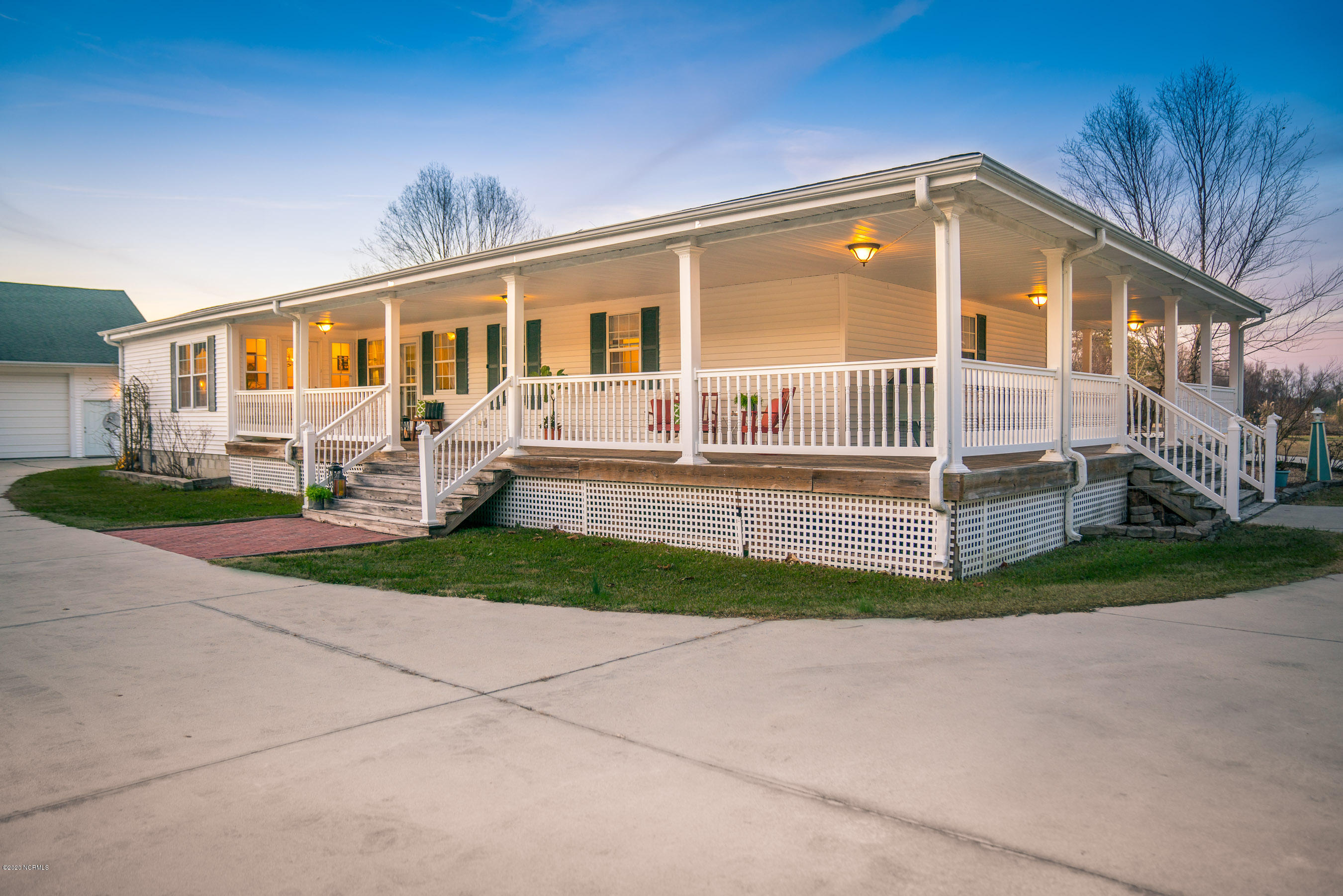 910 Mill Road Washington, NC 27889 - Photo 7 of 101 20200109_Wispering_Winds_910_Mill_Rd_Was