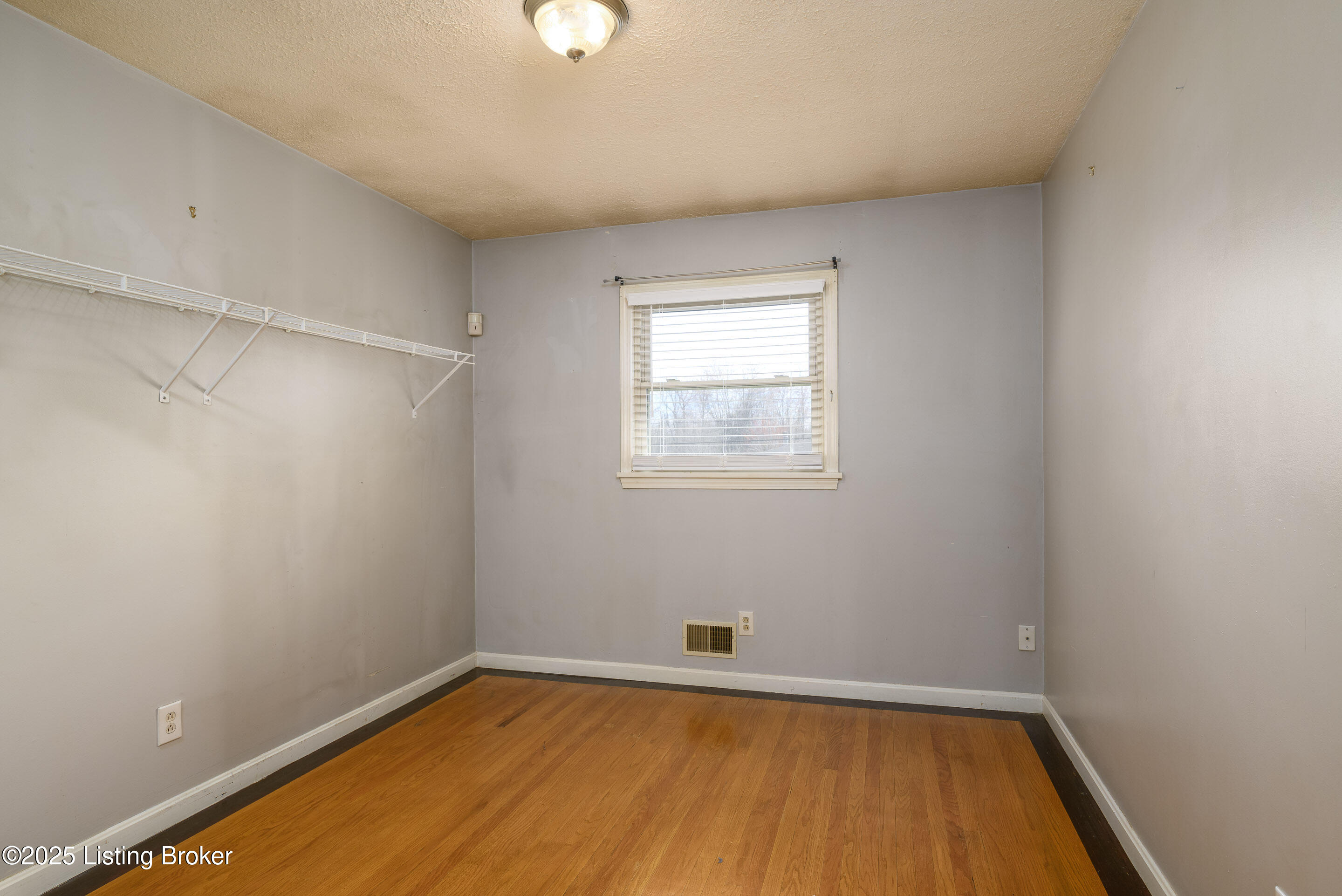 303 Appomattox Road Louisville, KY 40214 - Photo 15 of 37 DHI-115