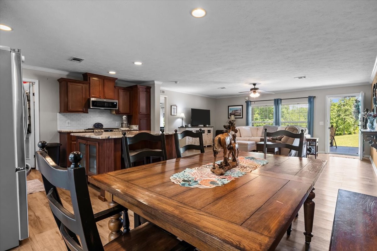 254 Shiloh Hollow Road Erin, TN 37061 - Photo 16 of 63