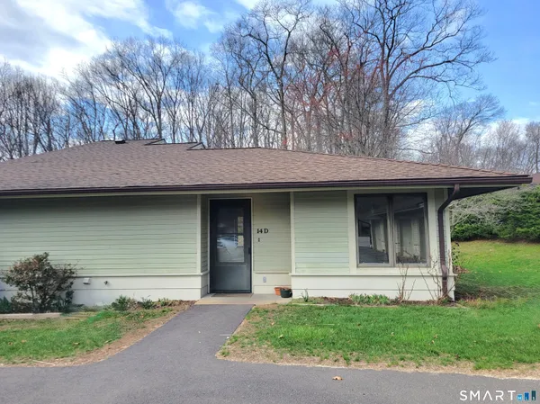 $170,500 | 14 Sycamore Drive, Unit D, Mansfield, CT 06268