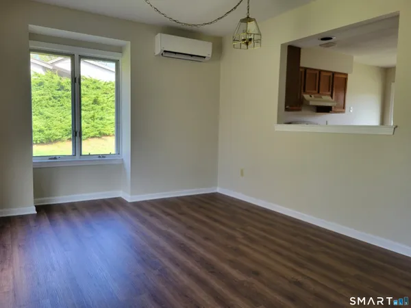 $170,500 | 14 Sycamore Drive, Unit D, Mansfield, CT 06268
